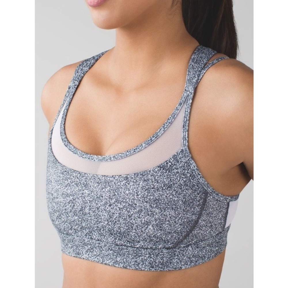 Lululemon Get Down Sports Bra Sz 6 C/D Cup - Rio Mist White Black